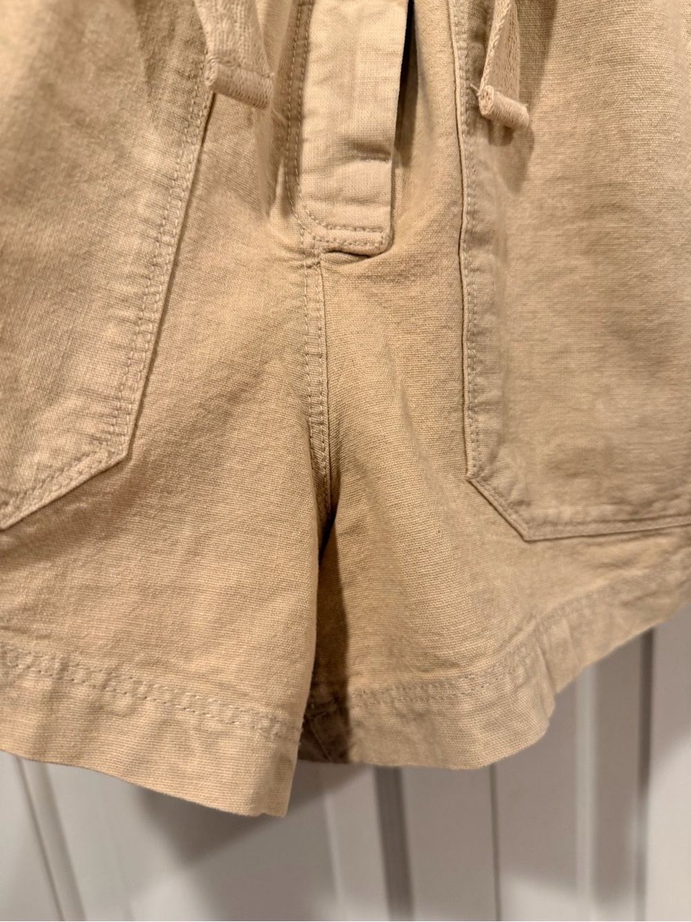 Free People linen blend  Beige/Tan‎ Utility Romper Shorts XS nwt - Picture 2 of 6